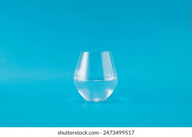 68ijl90