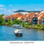 漫蛙漫画官方版正版下载:畅享海量优质漫画资源,尽在指尖! m9z3e7